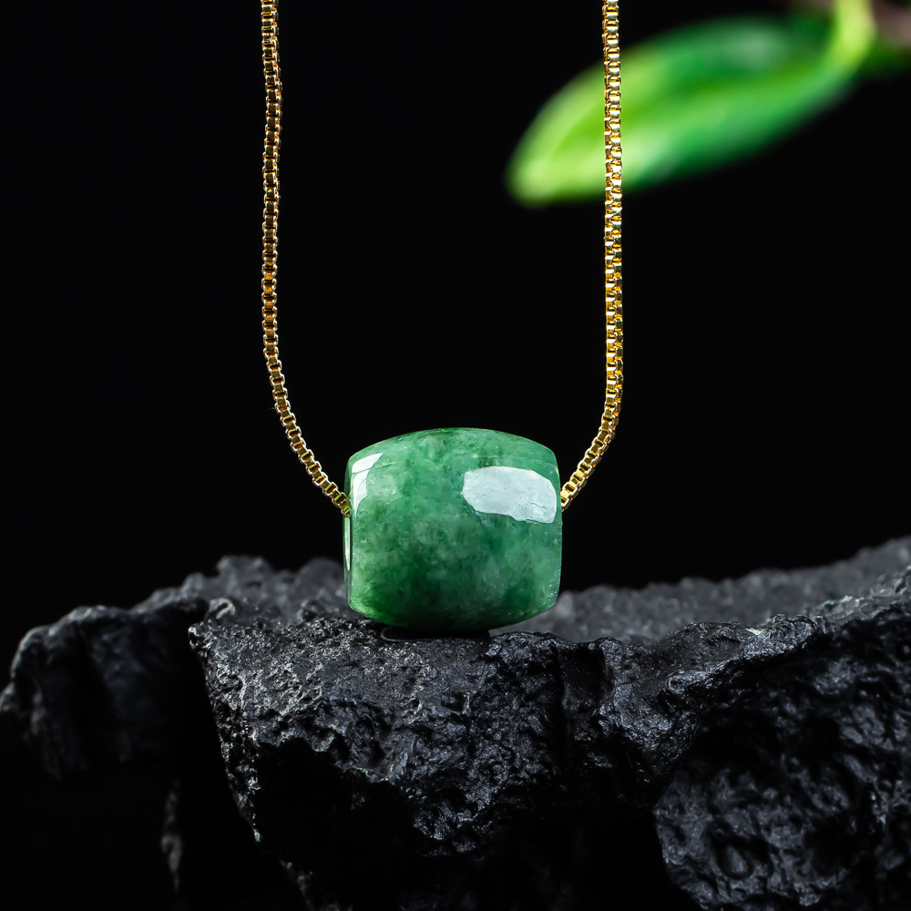 Pendentif en perles de Jade vé - Trend Women Fashion avis et prix